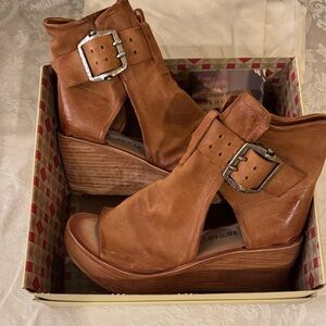 A.S.98 Brown Leather Wedge Sandals size 41 NEW in box